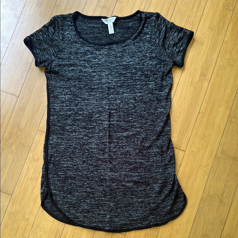 Women's Black Maternity Heathered short sleeve top - Small